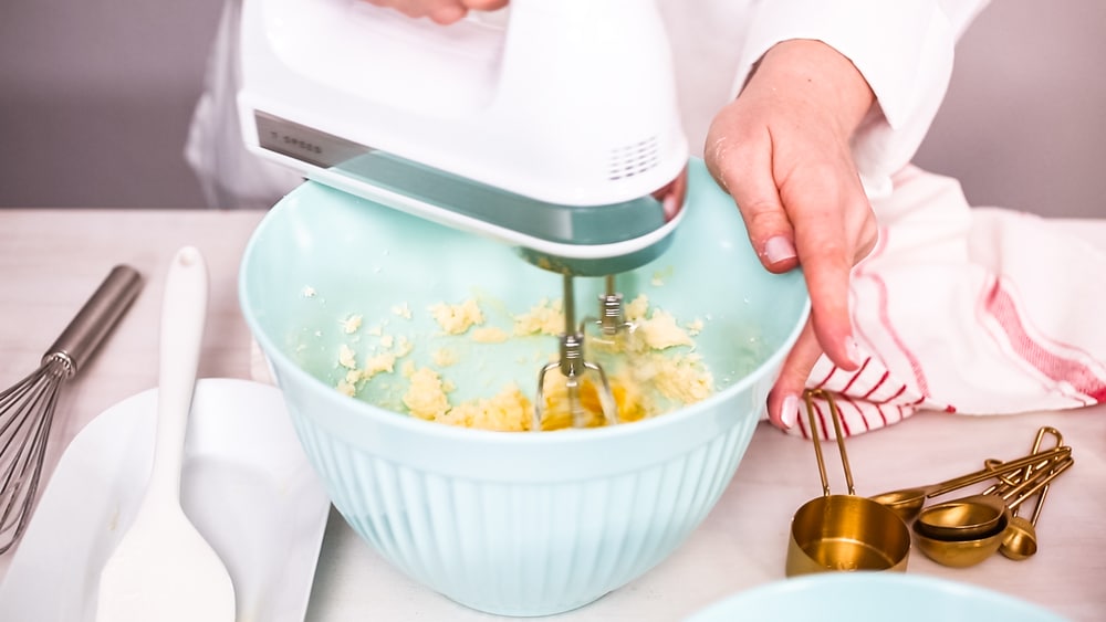 Can You Replace a Hand Mixer Cord? The Definitive Guide